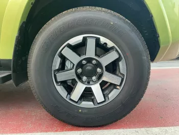 TOYOTA 4RUNNER TRD OFFROAD 4.0L 2023 MODEL