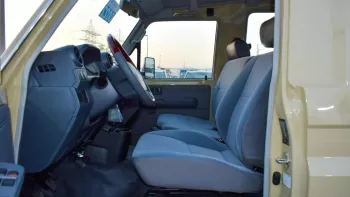 Toyota Land Cruiser Hardtop Roof 4.0L 2022