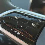 VOLKSWAGEN ELECTRIC ID6 CROZZ PRO , 7 Seats , Leather seats , Openable panoramic sunroof , Head Up Display ,Auto Pilot ,2022MY - Thumbnail 13