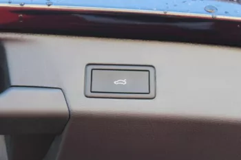 VOLKSWAGEN ELECTRIC ID6 CROZZ PRO , 7 Seats , Leather seats , Openable panoramic sunroof , Head Up Display ,Auto Pilot ,2022MY