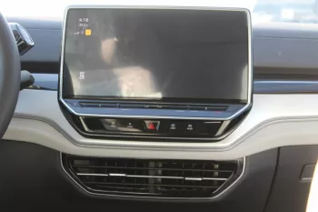 VOLKSWAGEN ELECTRIC ID6 CROZZ PRO , 7 Seats , Leather seats , Openable panoramic sunroof , Head Up Display ,Auto Pilot ,2022MY