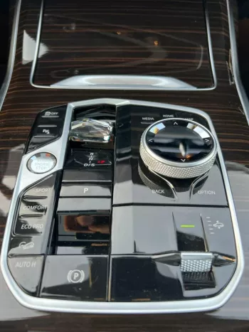 BMW X7 xDrive 40i 2023 FULL OPTION