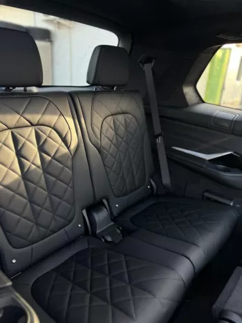 BMW X7 xDrive 40i 2023 FULL OPTION