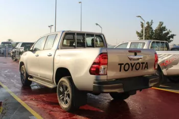 TOYOTA HILUX , 2.4L DISEL , DOUBLE CAB , 4X4 , AUTOMATIC TRANSMISSION , ALLOY WHEELS , REAR CAMERA , SCREEN , 2022MY