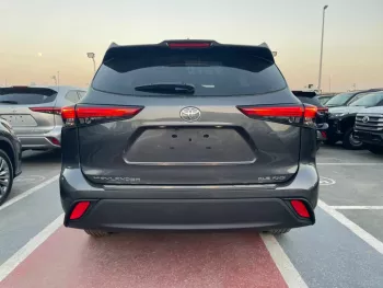TOYOTA HIGHLANDER XLE 2.4L TURBO CANADIAN SPEC 2023 MODEL