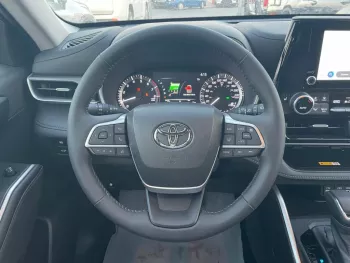 TOYOTA HIGHLANDER XLE 2.4L TURBO CANADIAN SPEC 2023 MODEL