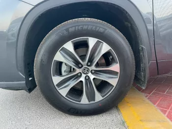 TOYOTA HIGHLANDER XLE 2.4L TURBO CANADIAN SPEC 2023 MODEL