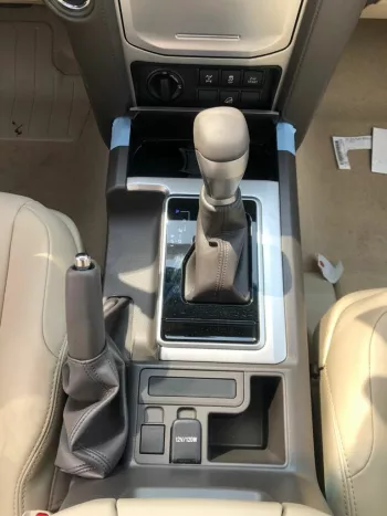 TOYOTA_PRADO_TXL_4.0_2023