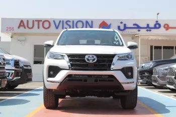 TOYOTA FORTUNER 2.7L PETROL AT 4X4 MODEL 2023