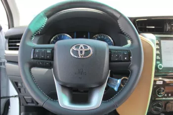 TOYOTA FORTUNER 2.7L PETROL AT 4X4 MODEL 2023