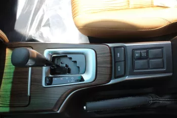 TOYOTA FORTUNER 2.7L PETROL AT 4X4 MODEL 2023