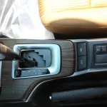 TOYOTA FORTUNER 2.7L PETROL AT 4X4 MODEL 2023 - Thumbnail 15