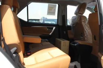 TOYOTA FORTUNER 2.7L PETROL AT 4X4 MODEL 2023