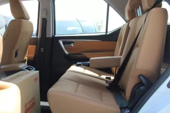TOYOTA FORTUNER 2.7L PETROL AT 4X4 MODEL 2023