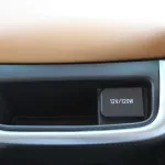 TOYOTA FORTUNER 2.7L PETROL AT 4X4 MODEL 2023 - Thumbnail 24