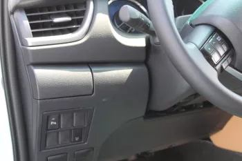 TOYOTA FORTUNER 2.7L PETROL AT 4X4 MODEL 2023