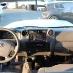 TOYOTA LAND CRUISER 70 SERIES 4.0L SUV 4WD 5 DOORS 2023 - Thumbnail 9