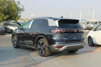 VOLKSWAGEN ID 6 CROZZ PRO 2022