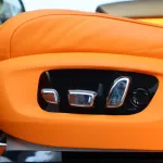 ROLLS ROYCE CULLINAN 2023 BLACK BADGE INDIVIDUAL SEATS AND STAR LIGHTS - Thumbnail 8