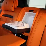 ROLLS ROYCE CULLINAN 2023 BLACK BADGE INDIVIDUAL SEATS AND STAR LIGHTS - Thumbnail 18
