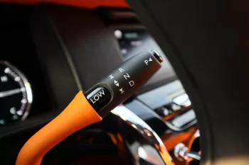 ROLLS ROYCE CULLINAN 2023 BLACK BADGE INDIVIDUAL SEATS AND STAR LIGHTS