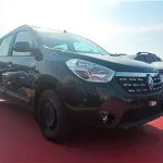Renault Lodgy - Manaul - 7 Seats , Model 2023 - Thumbnail 2