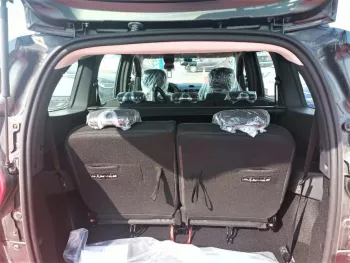Renault Lodgy - Manaul - 7 Seats , Model 2023