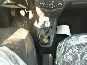 Renault Lodgy - Manaul - 7 Seats , Model 2023