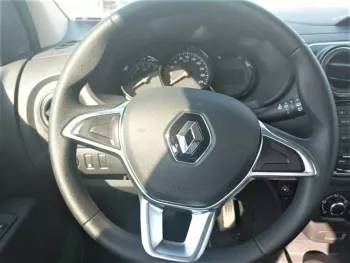 Renault Lodgy - Manaul - 7 Seats , Model 2023