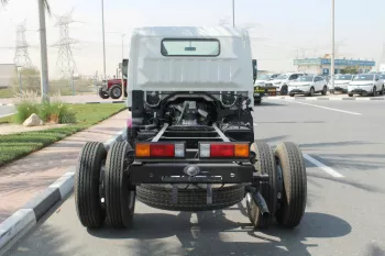LHD - MITSUBISHI FUSO CANTER 4.2 L DIESEL CHASSIS SCABIN W