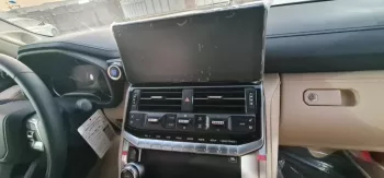 LHD - TOYOTA LANDCRUISER 300 4.0L PETROL VX-V AUTO