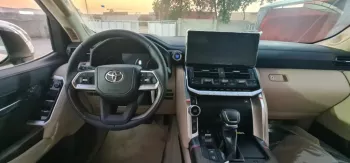 LHD - TOYOTA LANDCRUISER 300 4.0L PETROL VX-V AUTO