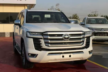TOYOTA LAND CRUISER VXR , 3.5 L , Petrol , Twin Turbo , Automatic Transmission , 4WD , HUD , Leather seats , 2022MY