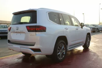 TOYOTA LAND CRUISER VXR , 3.5 L , Petrol , Twin Turbo , Automatic Transmission , 4WD , HUD , Leather seats , 2022MY