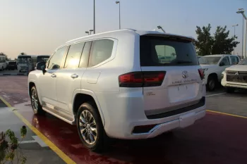 TOYOTA LAND CRUISER VXR , 3.5 L , Petrol , Twin Turbo , Automatic Transmission , 4WD , HUD , Leather seats , 2022MY