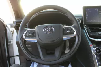 TOYOTA LAND CRUISER VXR , 3.5 L , Petrol , Twin Turbo , Automatic Transmission , 4WD , HUD , Leather seats , 2022MY
