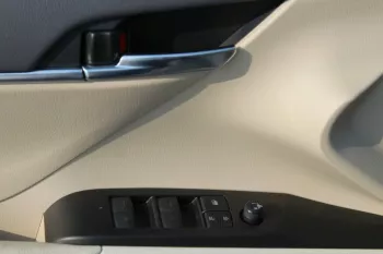 2022 TOYOTA CAMRY LE HYBRID 2.5