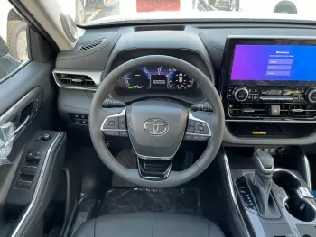 TOYOTA HIGHLANDER PLATINUM HYBRID 2.4L TURBO CANADIAN SPEC 2023 MODEL