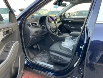 TOYOTA HIGHLANDER PLATINUM HYBRID 2.4L TURBO CANADIAN SPEC 2023 MODEL