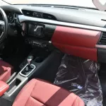 TOYOTA HILUX 2.7L PETROL AUTOMATIC 2023 - Thumbnail 13