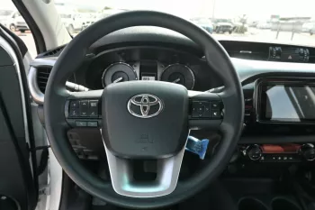 TOYOTA HILUX 2.7L PETROL AUTOMATIC 2023