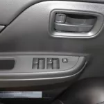 MITSUBISHI L200 PETROL 2022 - Thumbnail 6