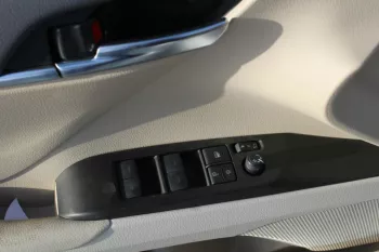 2023 TOYOTA CAMRY GLE HYBRID 2.5L A/T
