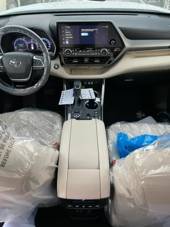 TOYOTA HIGHLANDER LIMITED 2.4L TURBO CANADIAN SPEC 2023 MODEL