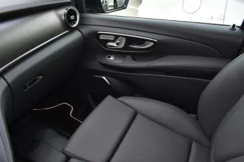 NEW 2022 MERCEDES BENZ V300D V-VIP 2.0L DIESEL RWD
