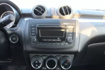 LHD – SUZUKI SWIFT 1.2L PETROL 2WD GLX AUTO