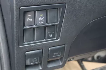 LHD - TOYOTA HILUX 125 4.0L PETROL 2023 V6 4WD DC GLX AUTO