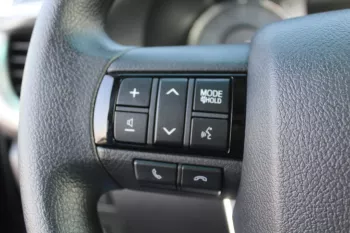 LHD - TOYOTA HILUX 125 4.0L PETROL 2023 V6 4WD DC GLX AUTO