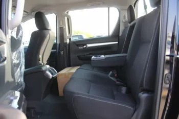 LHD - TOYOTA HILUX 125 4.0L PETROL 2023 V6 4WD DC GLX AUTO