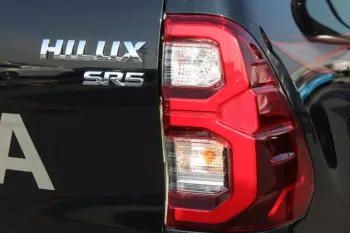 LHD - TOYOTA HILUX 125 4.0L PETROL 2023 V6 4WD DC GLX AUTO